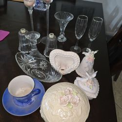 Decorative Glass & Porcelain Lot 