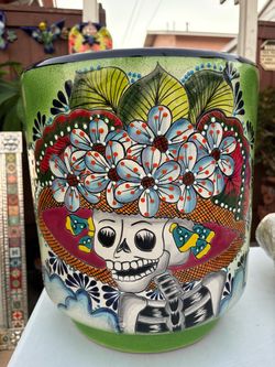 Macetas de Talavera y Decoraciónes nuevas muy hermosas ,diferentes diseños y diferentes $$precios .