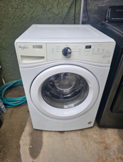 Whirlpool washing machine 3.4cu ft 120v works great sold as is pick up only (Riverside ca)
