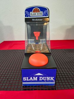 Brookstone. Slam Dunk Basketball Game Tabletop Edition.