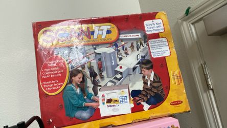 Scan It 1980S Game  airport scanning metal detector