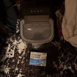 Ice maker With ice Machine cleaner tablets