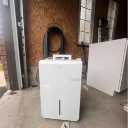 TCL 50 Pint Smart Dehumidifier 