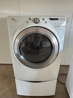 Whirlpool Electric Dryer (1 month warranty)