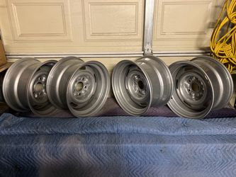 15x7 chevy Rallys 5x4.75 bolt pattern