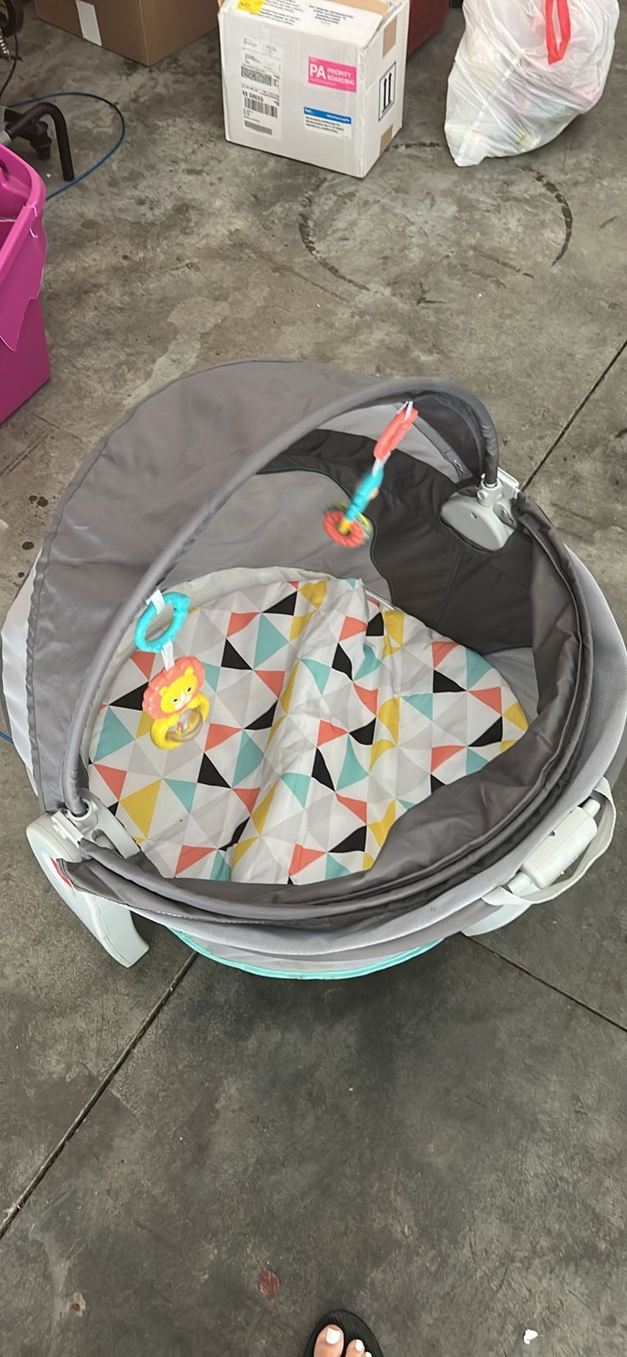 Portable Bassinet And Play Space