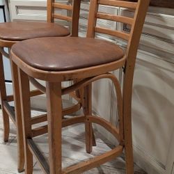 2) Vintage Barstools Made In USA Ladder back Bar Stool Pair 30" Seating Height Counter Height