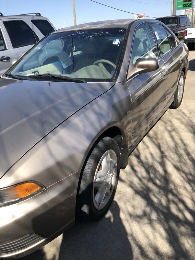 2003 Mitsubishi Galant ES, Low Miles and lots of power