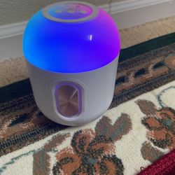 Brookstone Bass Beat Wireless LED Speaker & Lights Bluetooth USB Charging 