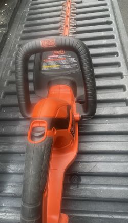 Black & Decker battery operated hedge trimmer
