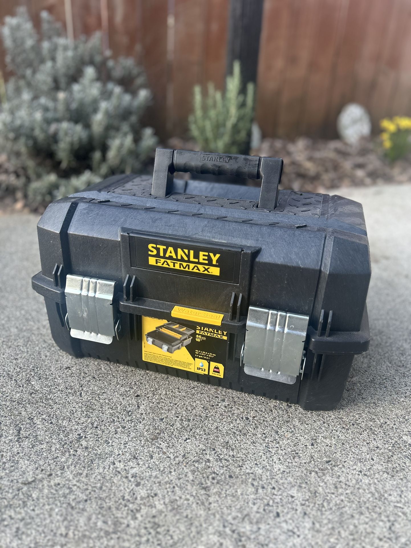Stanley FatMax 18” Cantilever Toolbox 🧰