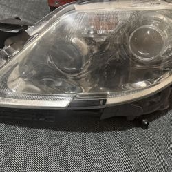2007-2009 lexus ls460 driver headlight and center console