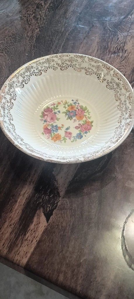 6 Inch 22k Gold Bowl. Rose Flower Pattern
