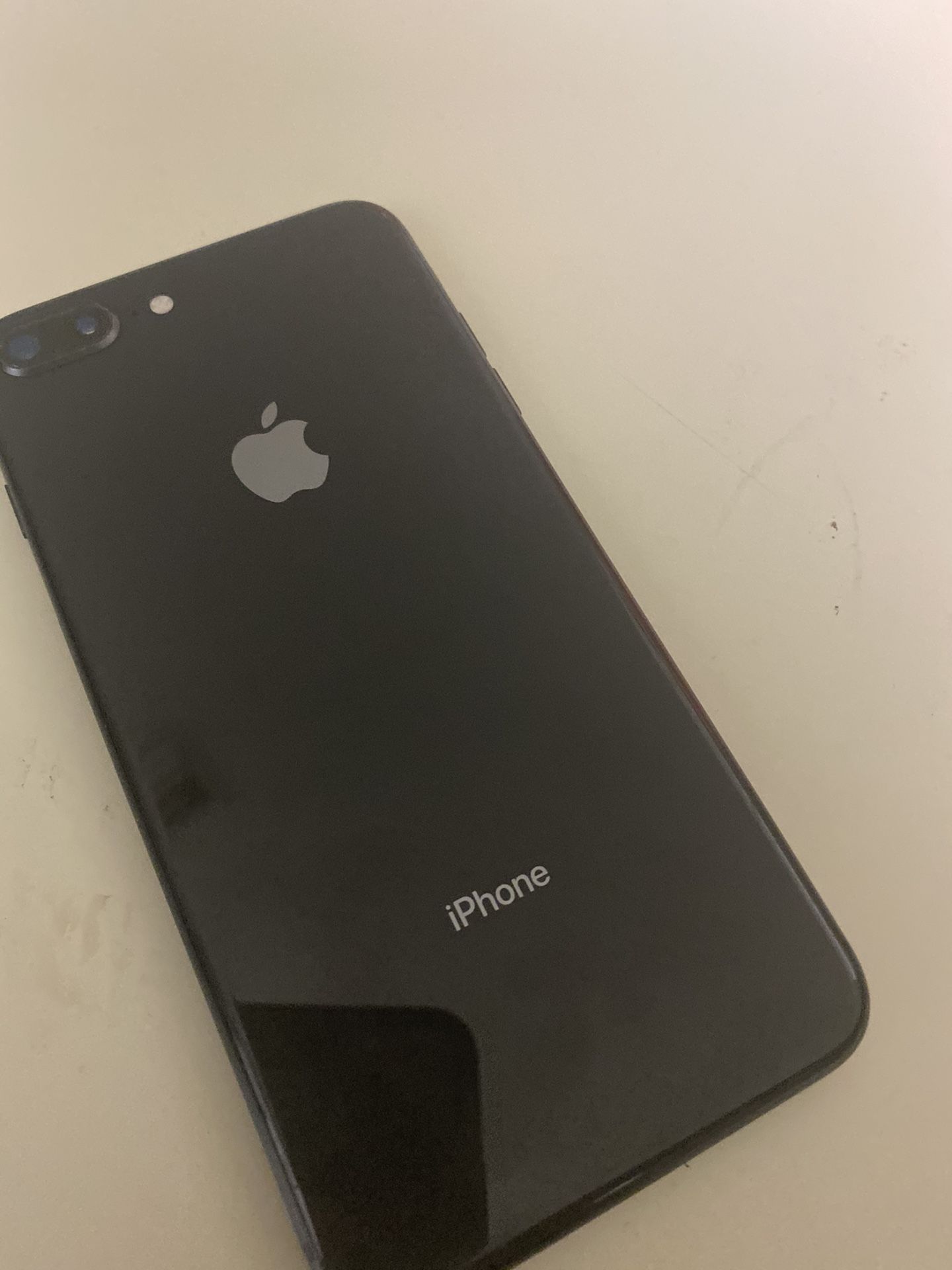 iPhone 8 Plus unlocked 64gb