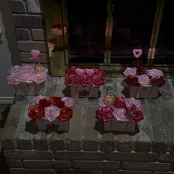 Eternal rose purse arrangements