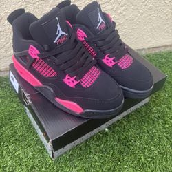 Jordan 4 Pink Thunders