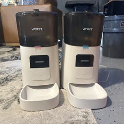 Automatic Animal Feeders