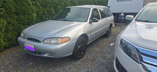 1998 Ford Escort