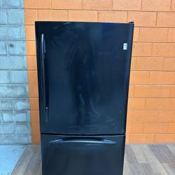 Black Fridge Bottom Freezer 
