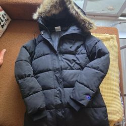 Champion Black Puffer Jacket Faux Fur Hood Size M – Like New