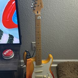 Fender Stratocaster Player Plus - Tequila Sunrise + Matching Case