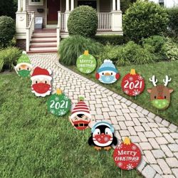 LOT OF 2 BIGDOT OUTDOOR LAWN DECOR - 10 PIECES - 2021 HAPPINESS MERRY CHRISTMASK