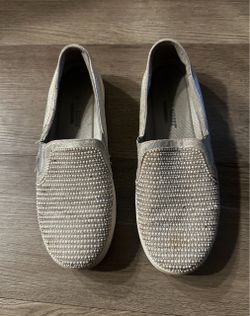 Pearl Embellished Slip-On Flats