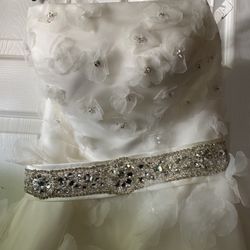 Beautiful White Dress/wedding