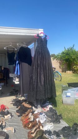 Yard sale different size