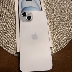 iPhone 15 Plus 