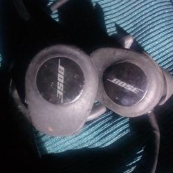 BOSE SOUNDSPORT Wireless Sweat/Weather Resistant Earbuds 