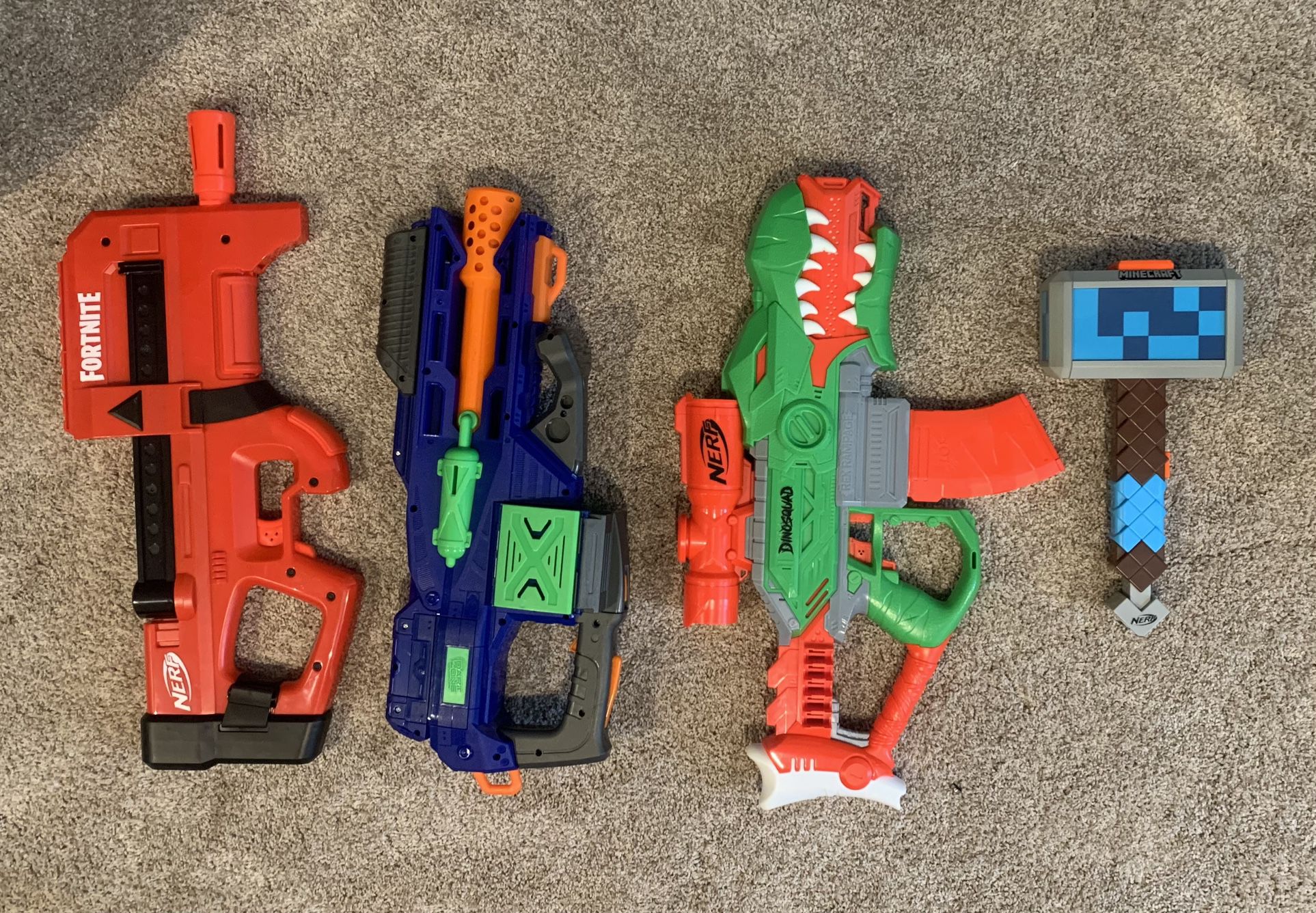  Nerf Guns 