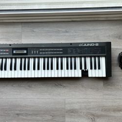 Roland Alpha Juno-2 61 Key Programmable Polyphonic Synth