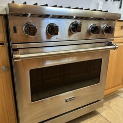30” Lightly Used Under Warranty Viking Stove