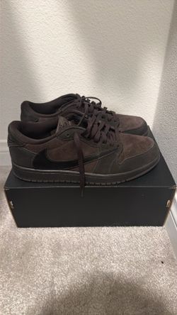Travis Scott x Air Jordan 1 Retro Low OG SP Velvet Brown