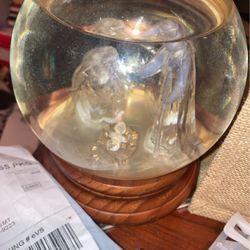 Noel Globe