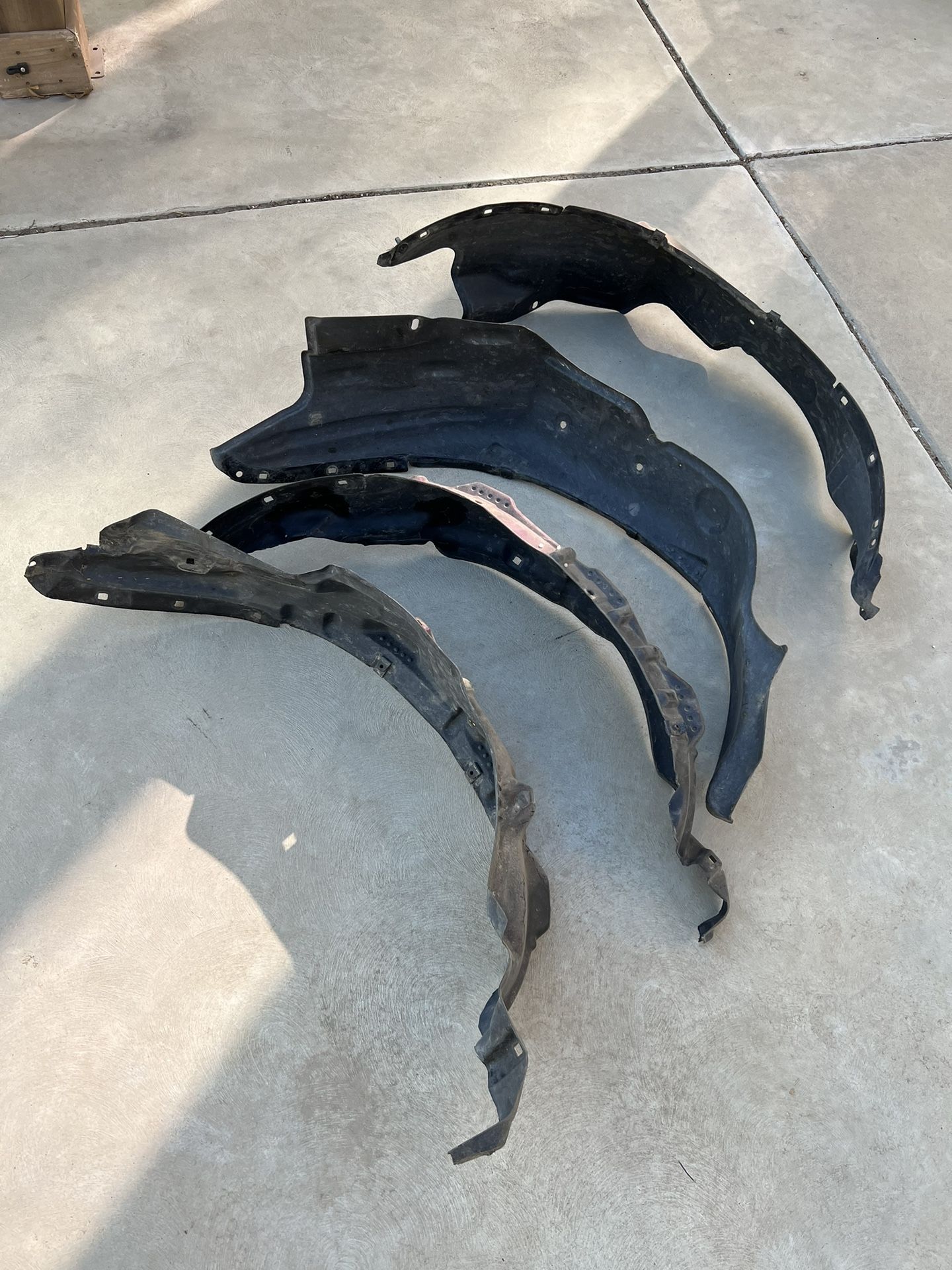 01-04 Toyota Tacoma Fender Liner OEM