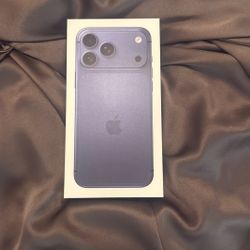 New iPhone 17 Pro Max 512gb UNLOCKED / Apple Invoice Included