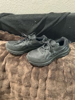 ASICS - Size 11, wide - Women