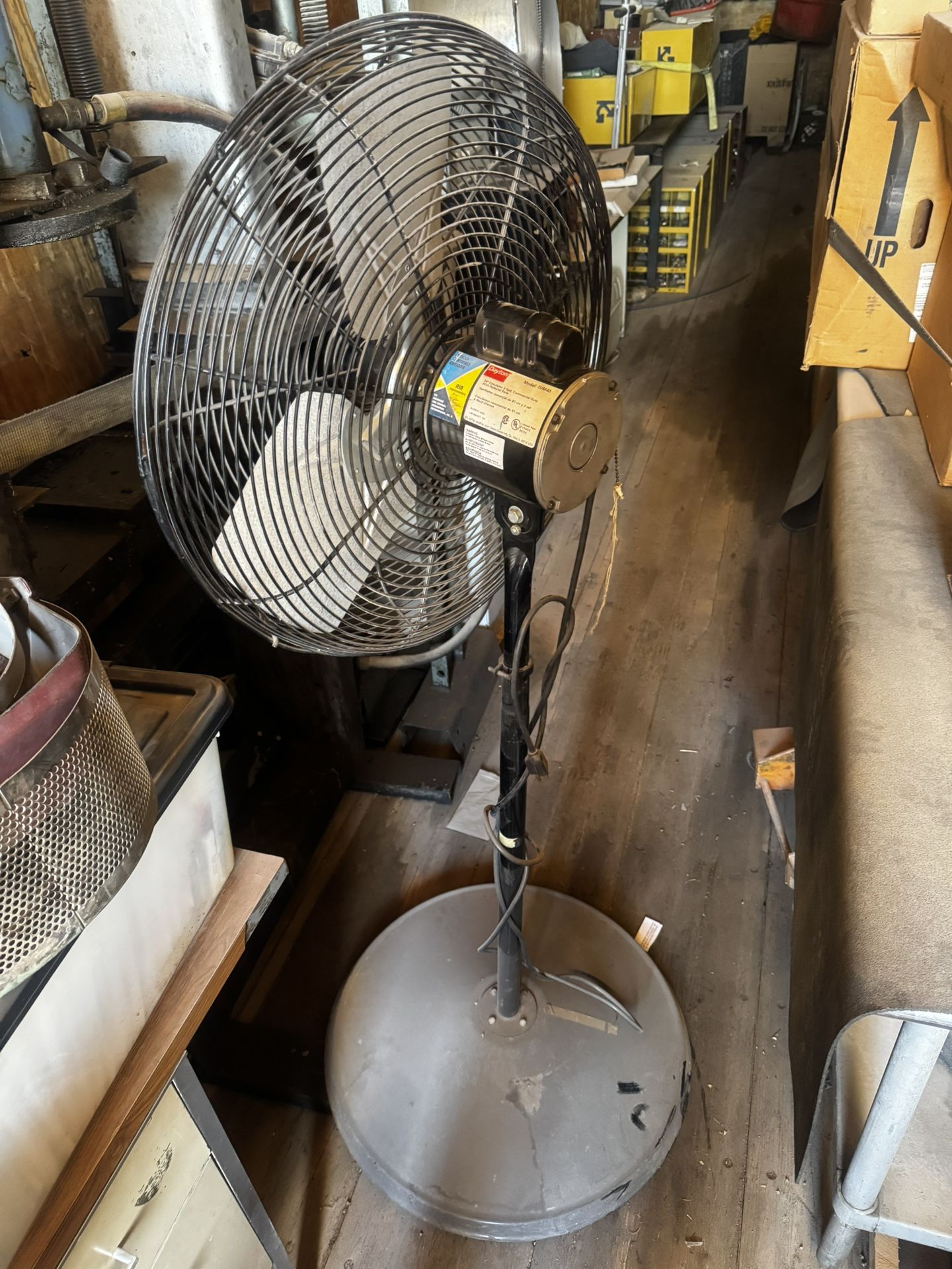 24” Commercial Duty Pedestal Fan