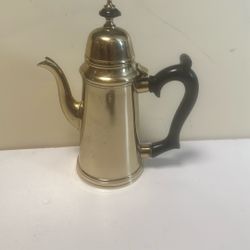 Small Pot, Brass Coloured, 8 Inches High, Holds 1.5 Cups
