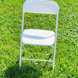 White Folding Chairs S,a,l,e
