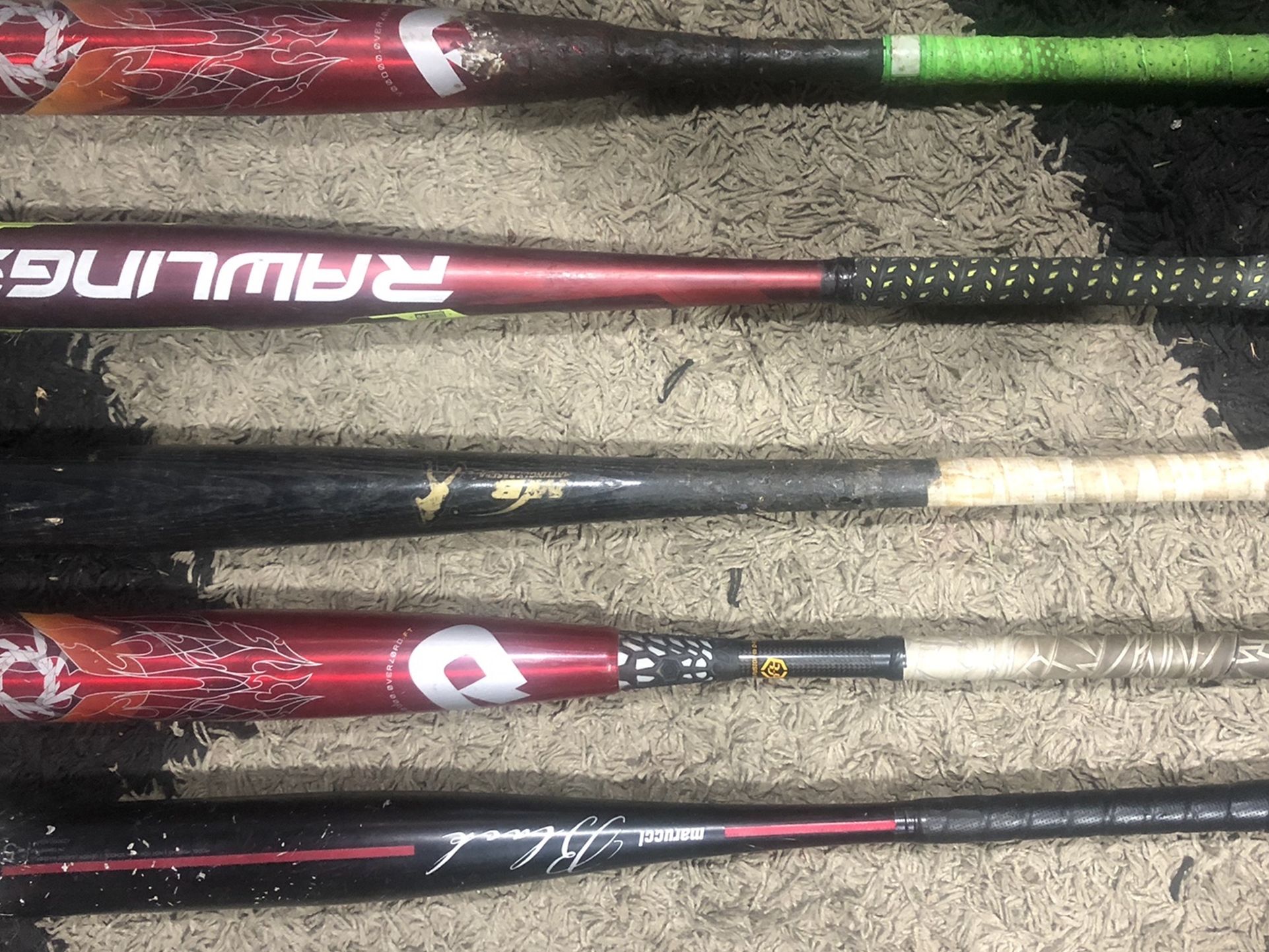 BASEBALL BATS (-5, -3)