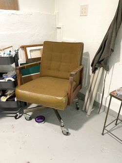 Vintage Rolling Chair