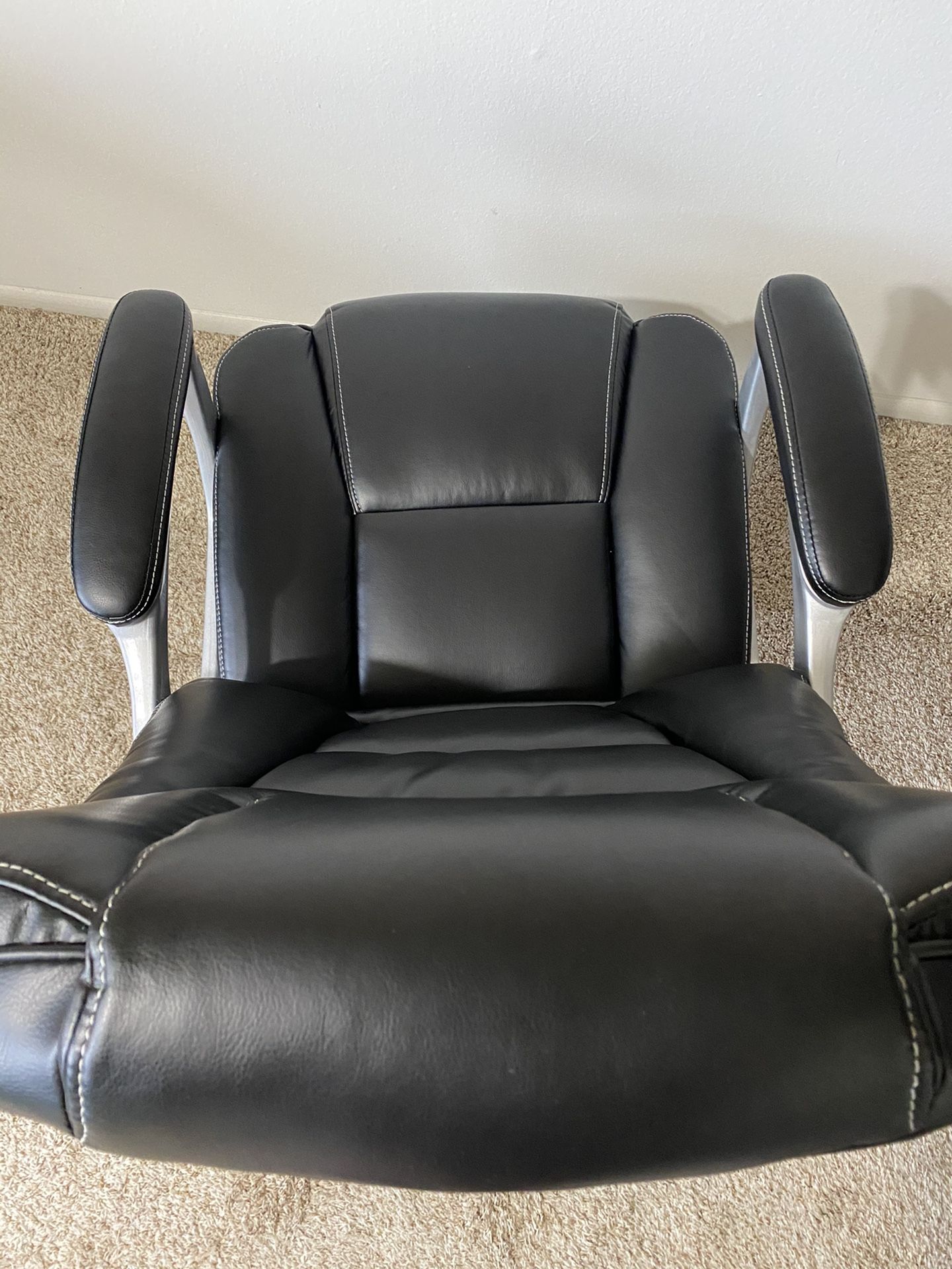 Executive Office Chair