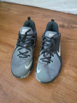 Nikes size 7 men