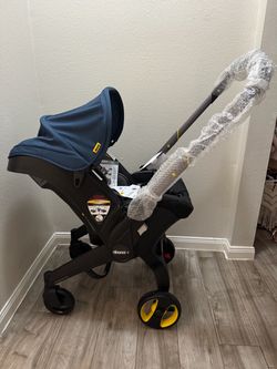 Doona Carseat/stroller combo