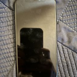 iPhone 11 Pro (Green Color) 256 GB OBO 