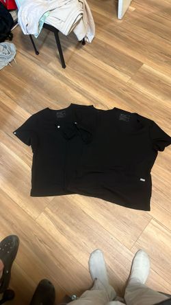 Women’s FIGS Scubs Size Medium