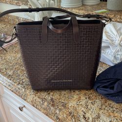 Dooney & Bourke Purse